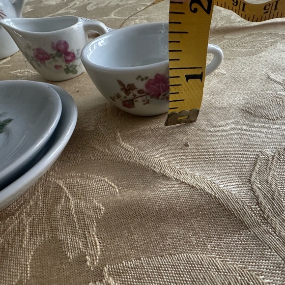 Mini Tea Set - Picture 11 of 12